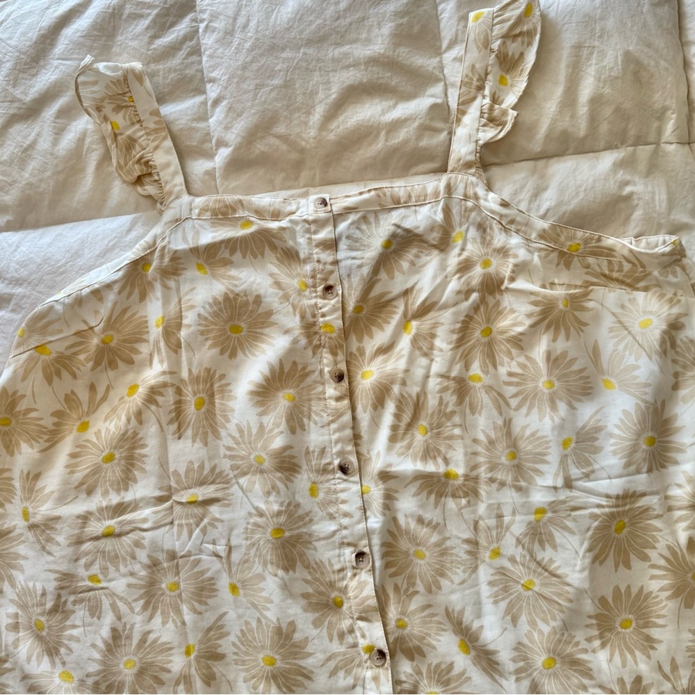 Floral Button-Down Sleeveless Top